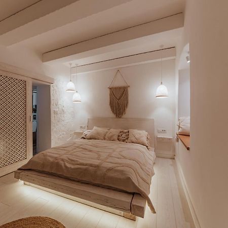 Apartamento Cave By Casa Familia Novi Sad Exterior foto