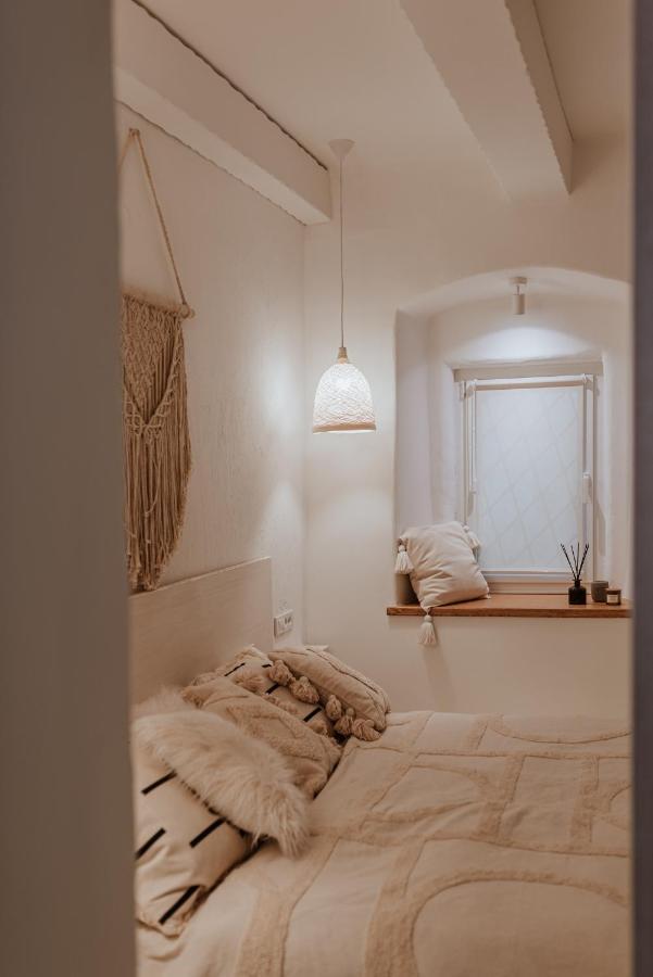 Apartamento Cave By Casa Familia Novi Sad Exterior foto